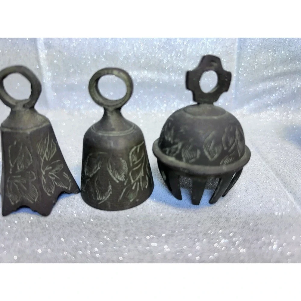 1 CLAW AND 2‎ BRASS HAND ETCHED BELLS FROM INDIA ALL ARE 2